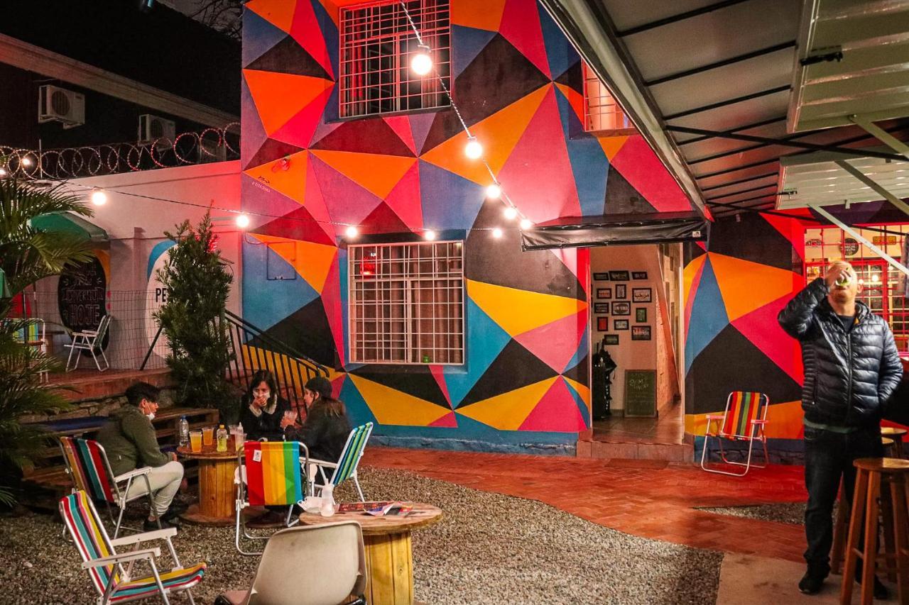 Social Hostel Cafe E Bar Куритиба Экстерьер фото
